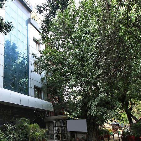Hotel Oscar - Hauz Khas Új-Delhi Kültér fotó