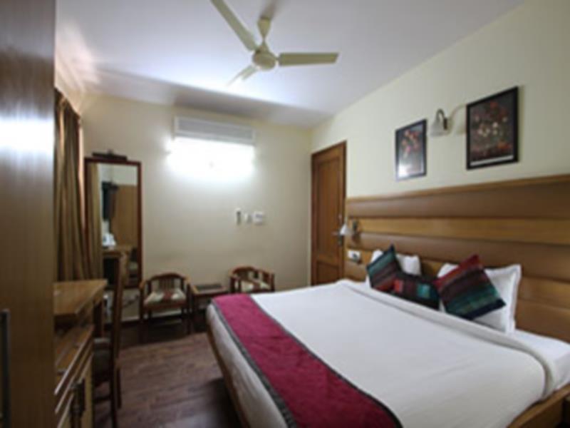 Hotel Oscar - Hauz Khas Új-Delhi Kültér fotó