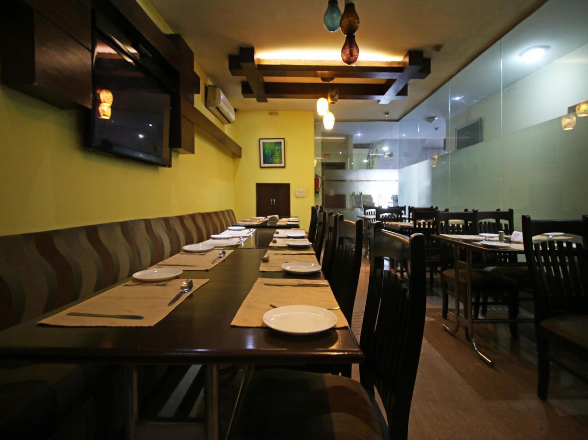 Hotel Oscar - Hauz Khas Új-Delhi Kültér fotó