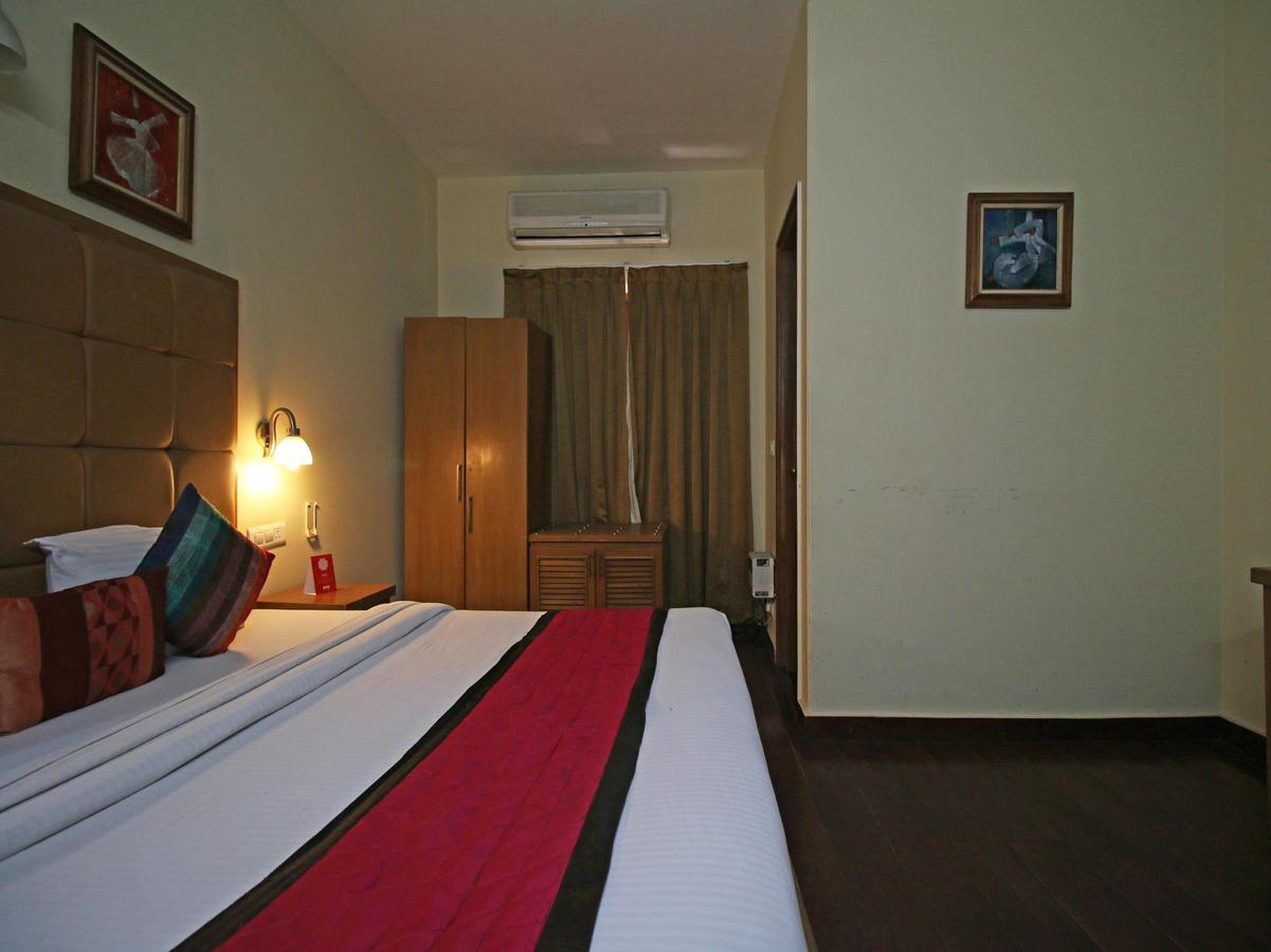 Hotel Oscar - Hauz Khas Új-Delhi Kültér fotó