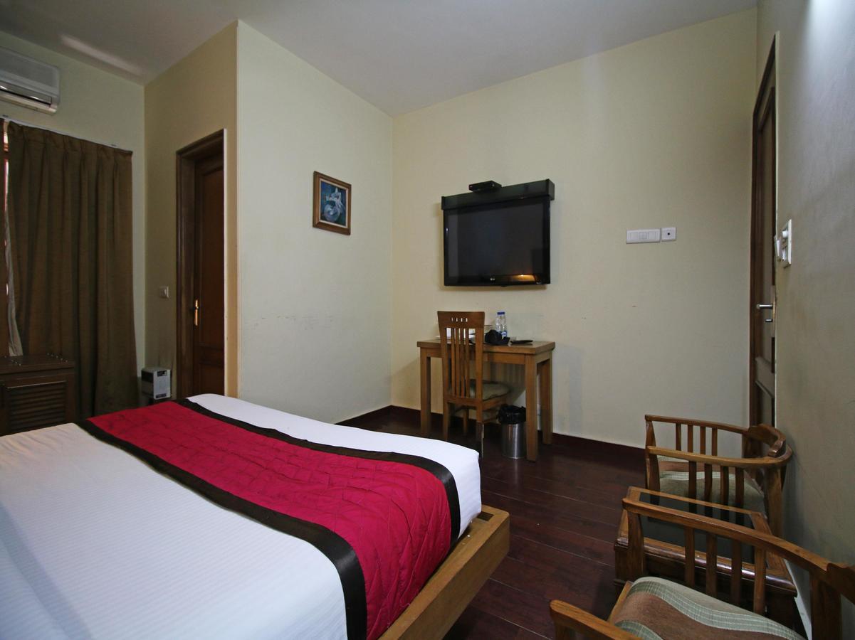 Hotel Oscar - Hauz Khas Új-Delhi Kültér fotó